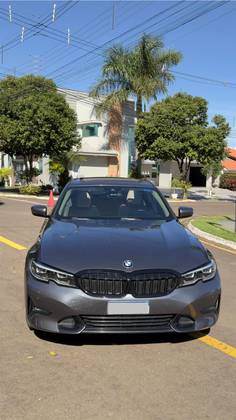 BMW 320i 2.0 16V TURBO GASOLINA SPORT GP AUTOMÁTICO BMW 320i 2.0 16V TURBO GASOLINA SPORT GP AUTOMÁTICO